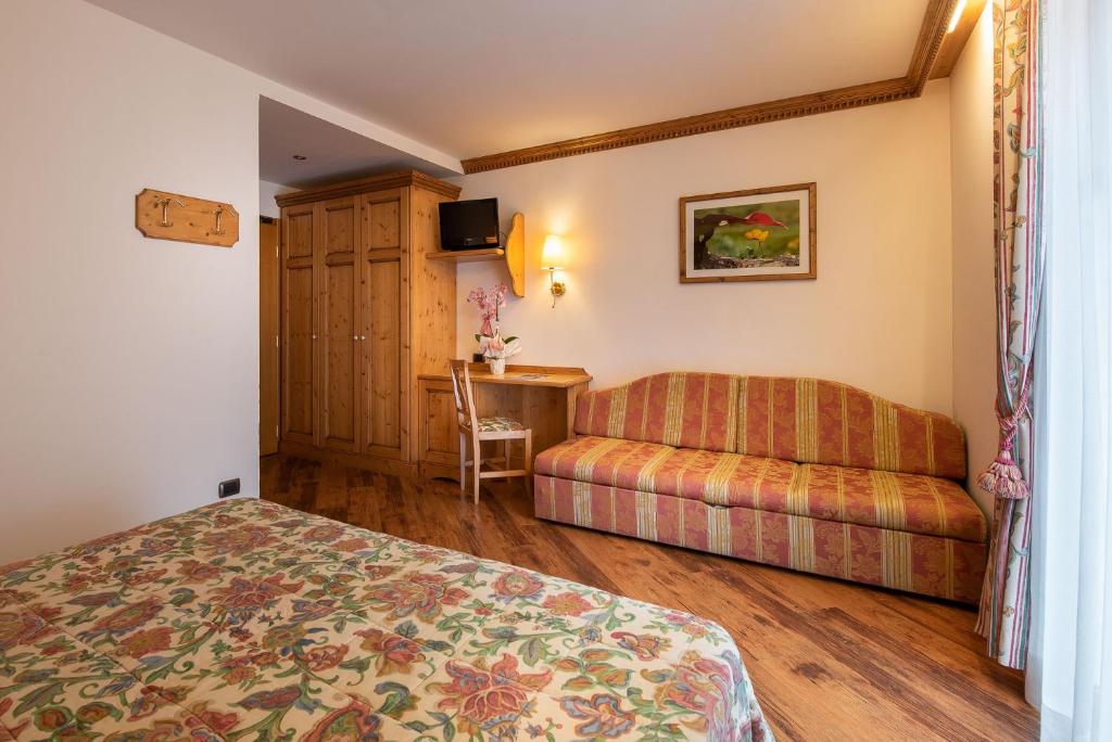 Hotel Belvedere - Quarto Triplo Superior Com Varanda