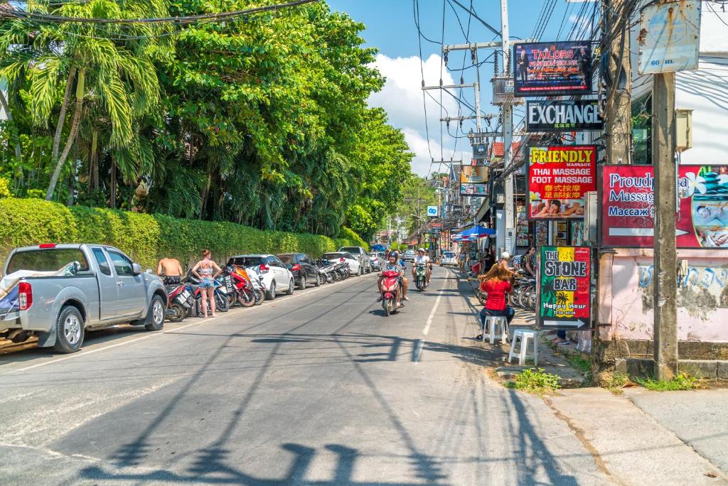 Grand Kata VIP - Kata Beach