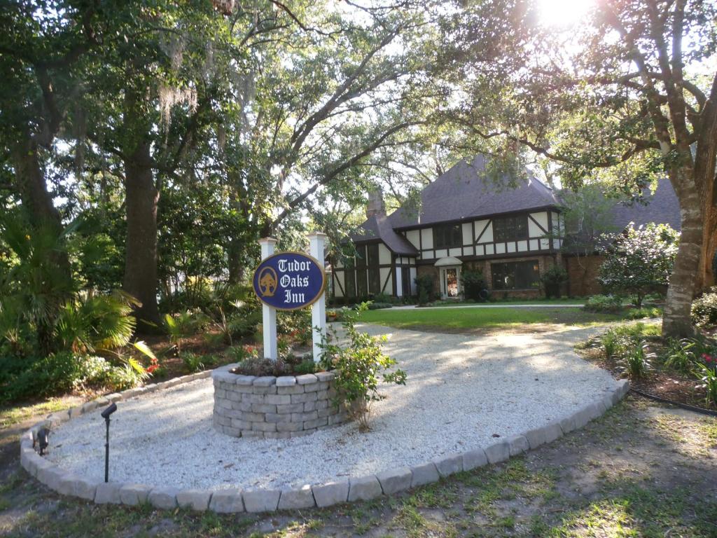 16 Best Hotels in Summerville, SC