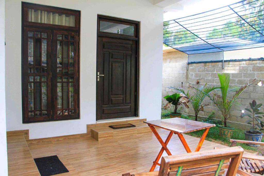 Patio nebo venkovní prostory v ubytování Miracle Home Stay