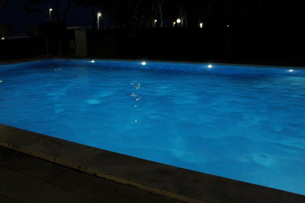 Bazén v ubytování Apartament La Vista Bonica nebo v jeho okolí