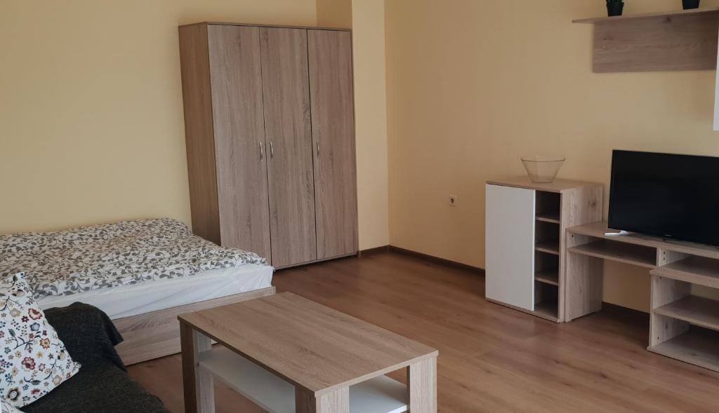 Апартамент за нощувки - Appartement Avec Terrasse