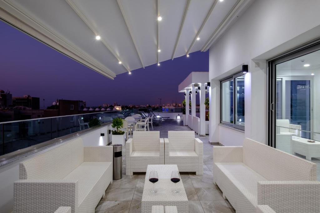 Balkón nebo terasa v ubytování Art & Wine Boutique Hotel