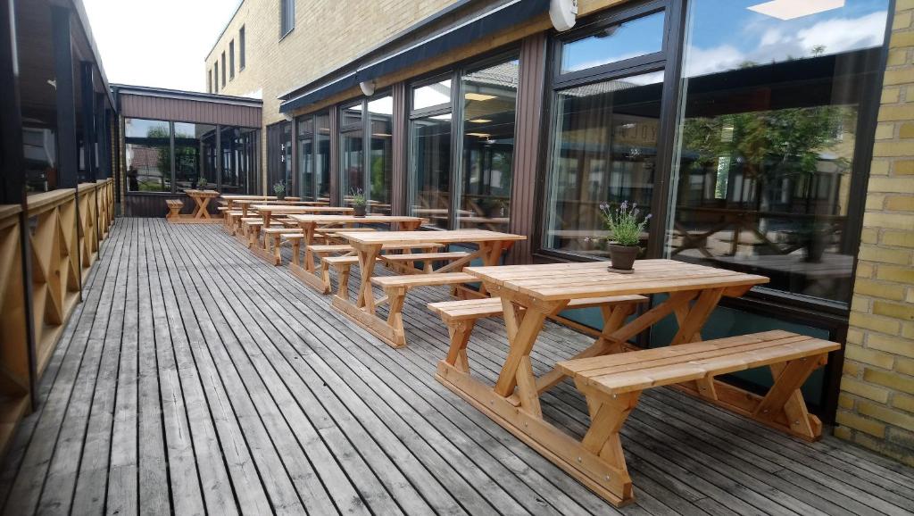 Balkón nebo terasa v ubytování BriQ Hotell