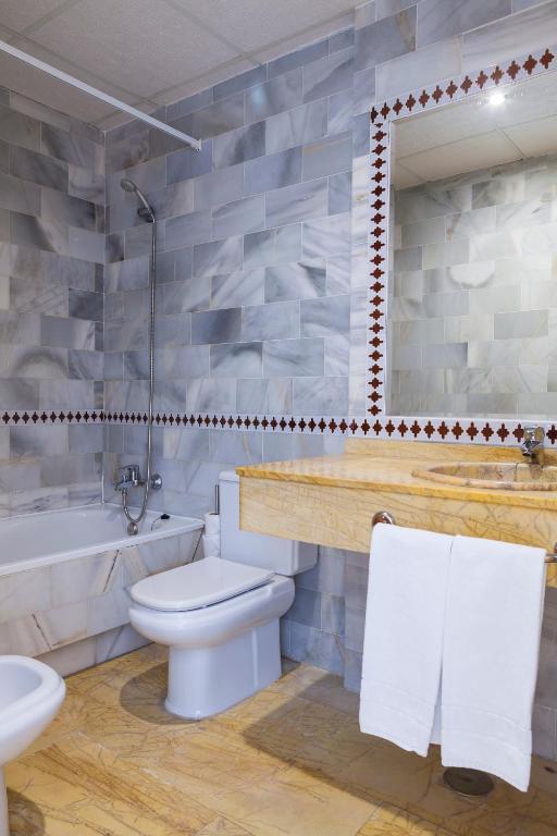 Kúpeľňa v ubytovaní Apartamentos Mexico