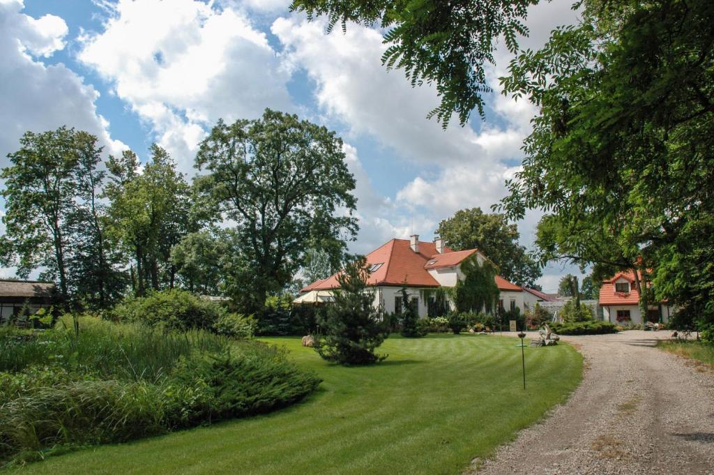 Dwór Giemzów Hotel - Autostrada A1 - Resim 45