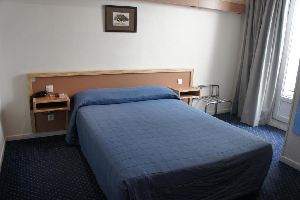 Hôtel Edgar Quinet - Resim 13