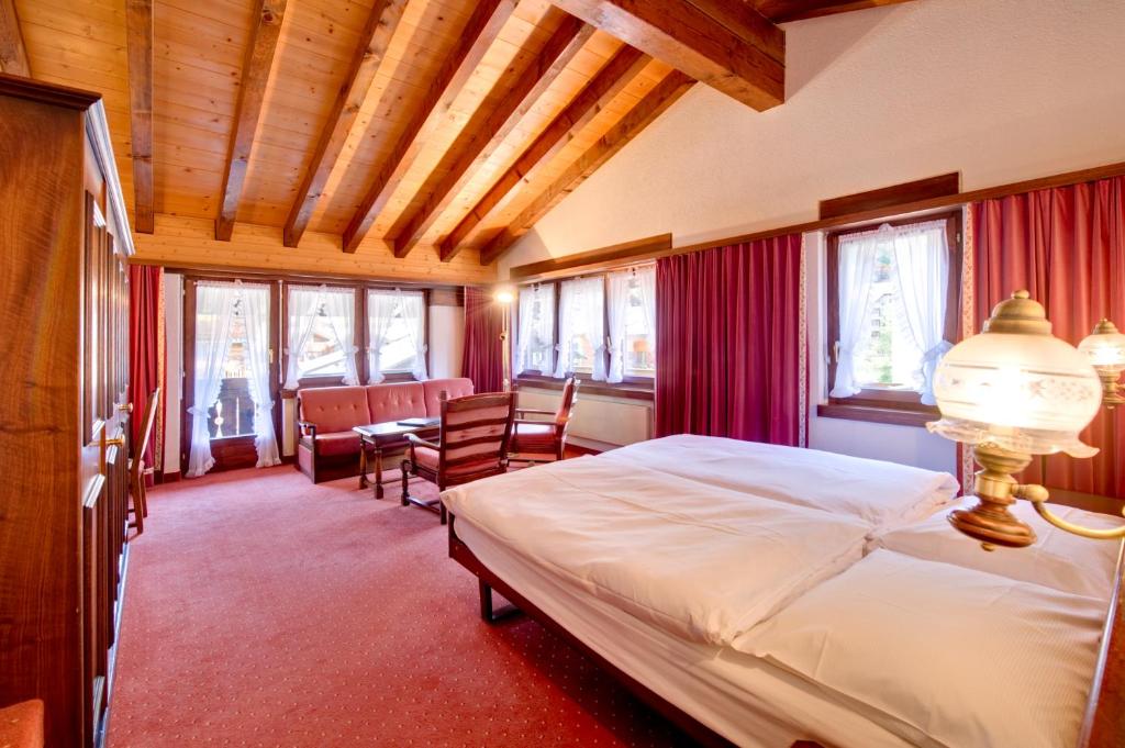 Letto o letti in una camera di Hotel Astoria