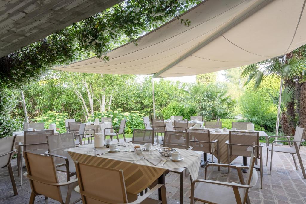 Een tuin van Hotel Giulietta Romeo