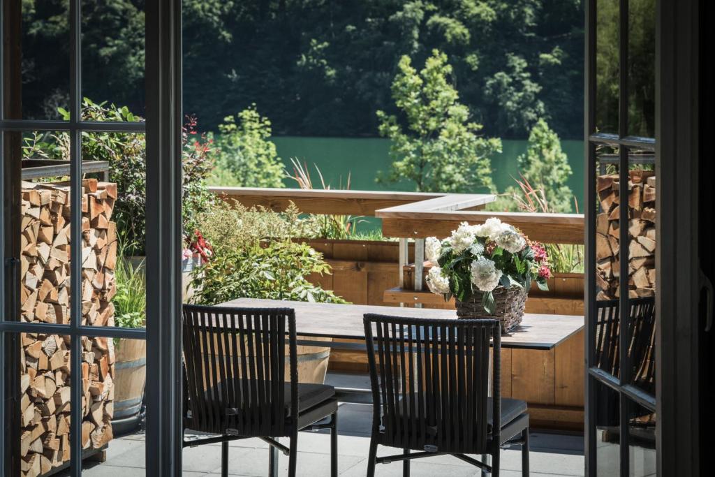 Hotel-Restaurant Burgseeli - Double Room With Terrace