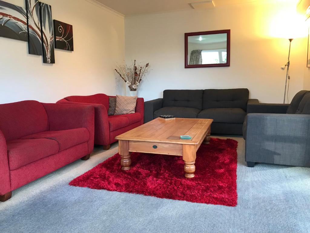 Close to Picton Town - Resim 19