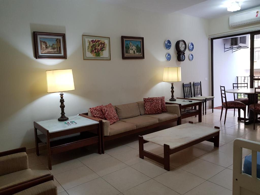  Amplo Apartamento com Piscina e Garagem