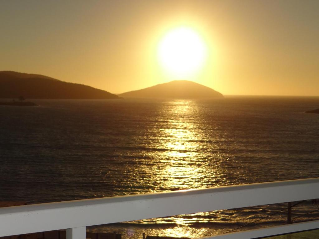  SUÍTES SOL DA MANHÃ