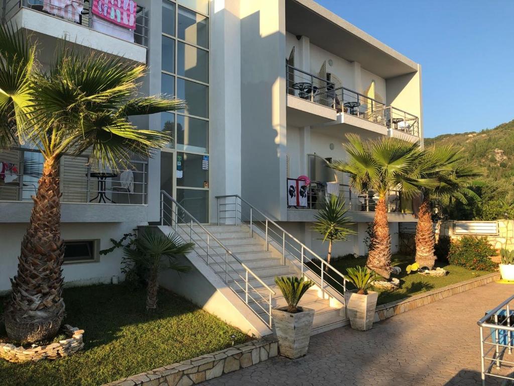 Royal Blue Hotel - Imazhi 5