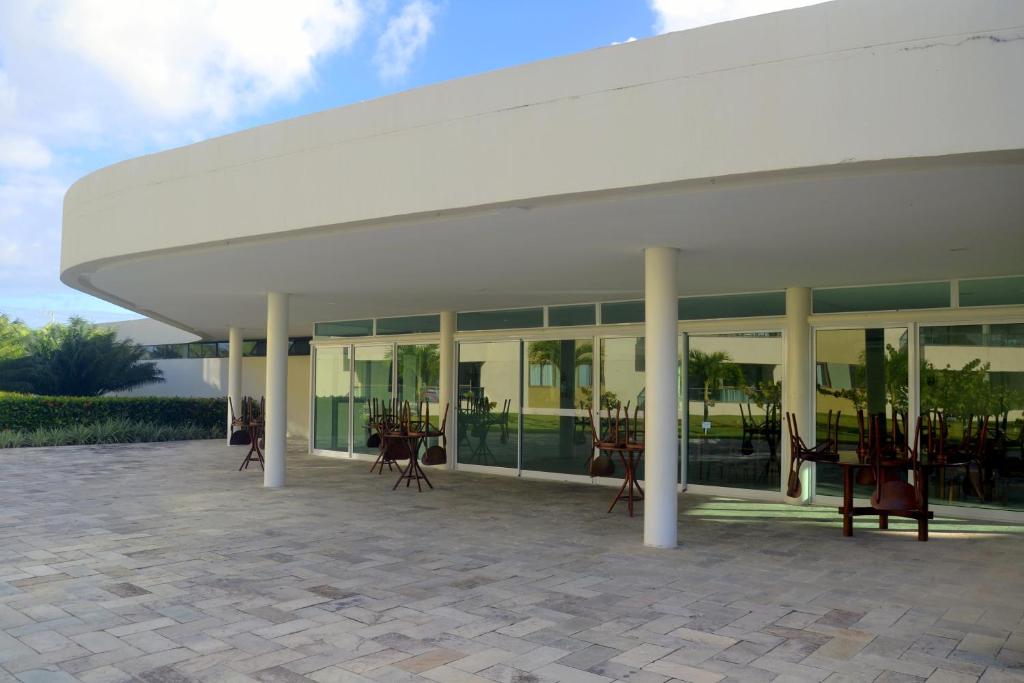  Carneiros Beach Resort