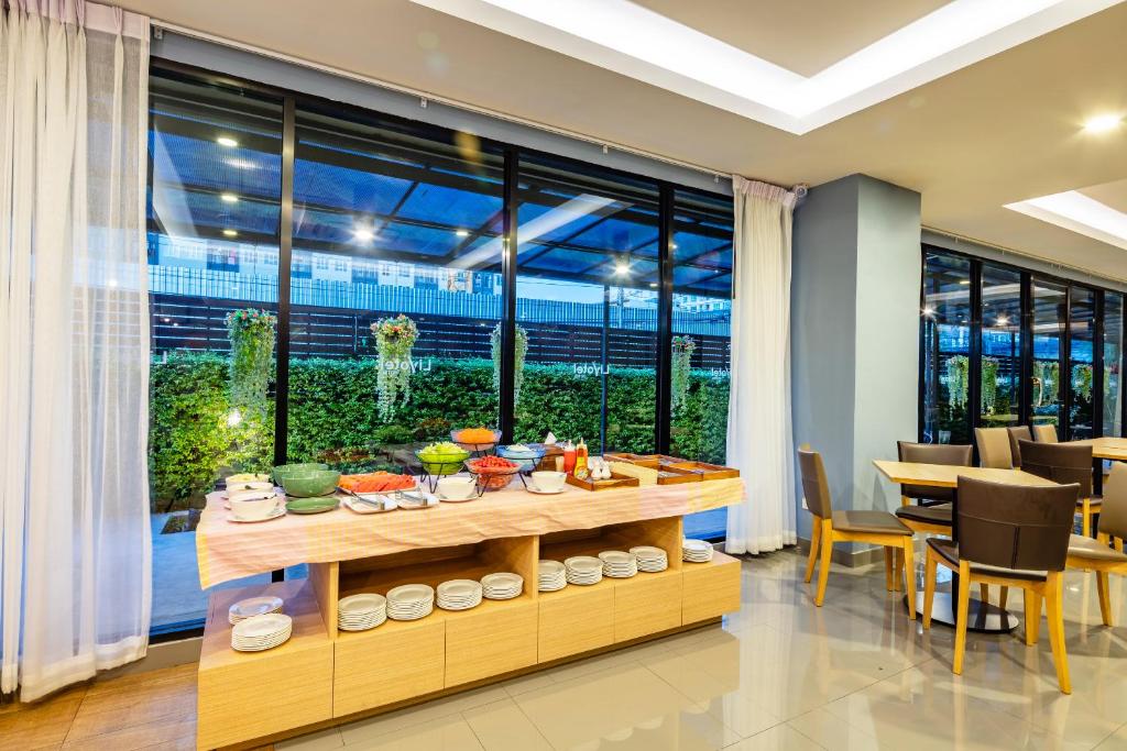 Livotel Hotel Kaset Nawamin Bangkok - Resim 26