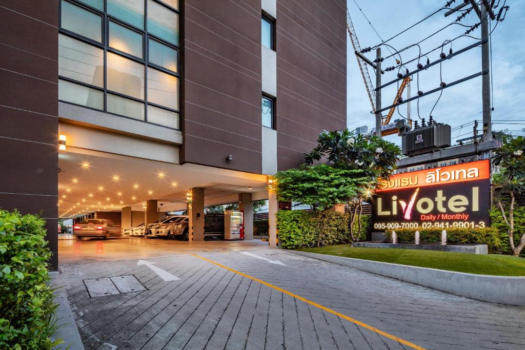Livotel Hotel Kaset Nawamin Bangkok - Resim 9