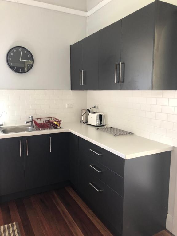 Kuchyň nebo kuchyňský kout v ubytování Bobby's Country Rental