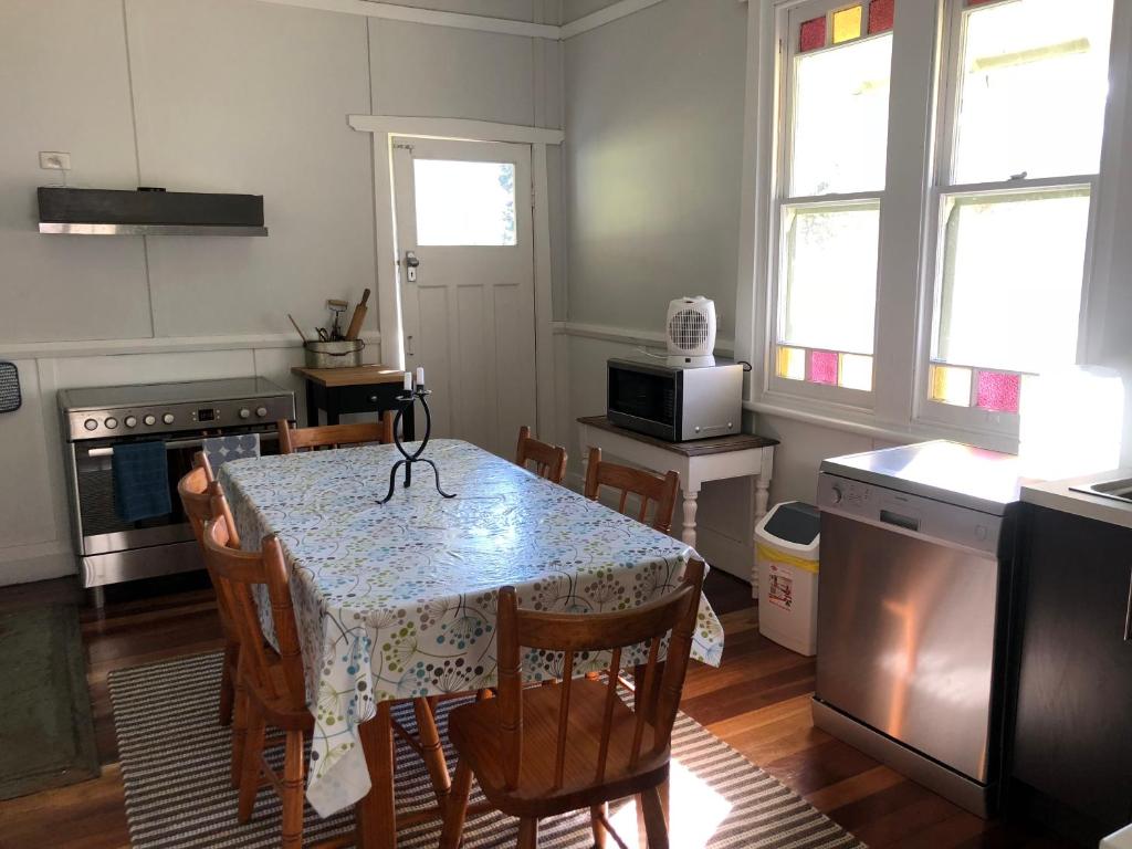 Kuchyň nebo kuchyňský kout v ubytování Bobby's Country Rental