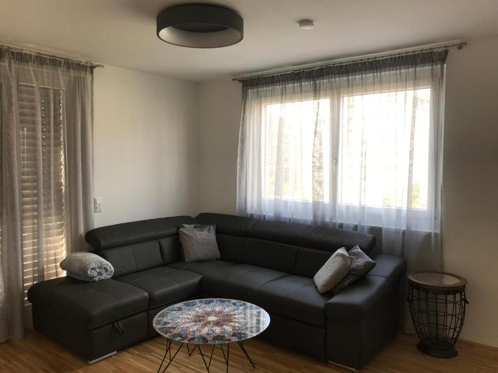 Fotografia z galérie ubytovania Vienna Hauptbanhof and Belvedere two bedroom apartment vo Viedni
