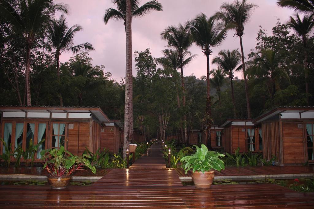 Zahrada ubytování Jungle Koh Kood Resort