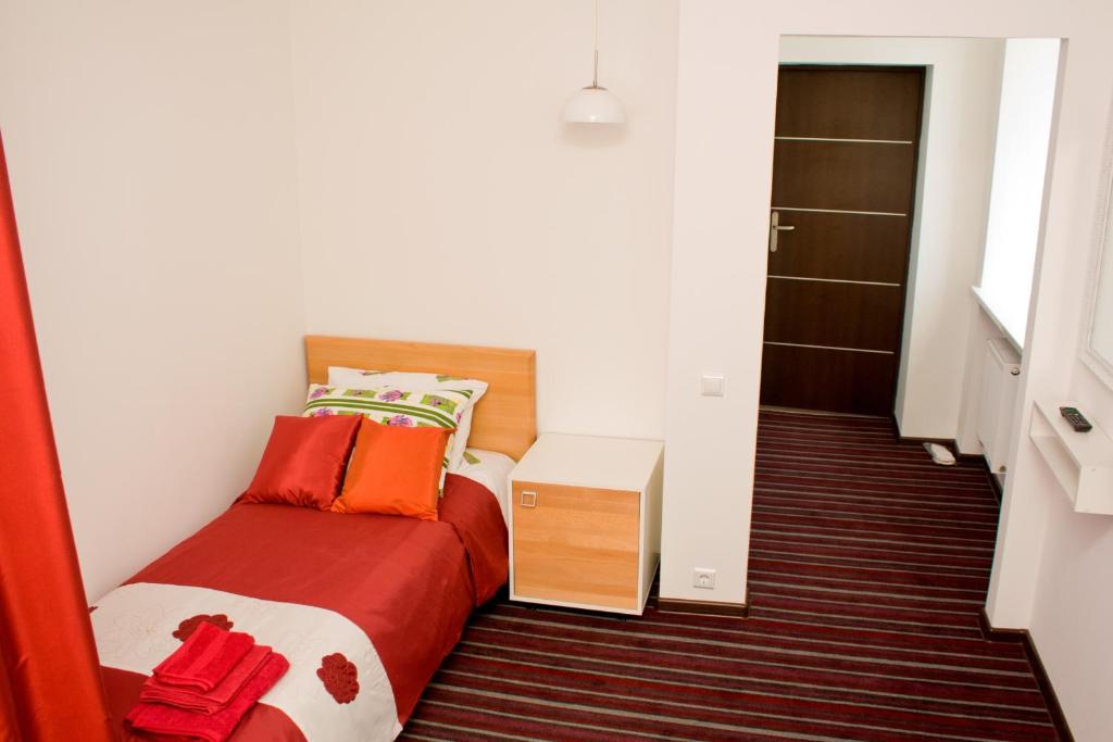 Hotel Kalyna - Quarto Individual Padrão