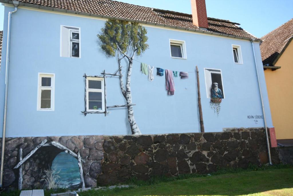 Fotografie z fotogalerie ubytování Schöne 3Zimmer Ferienwohnung direkt am Baalensee v destinaci Fürstenberg-Havel