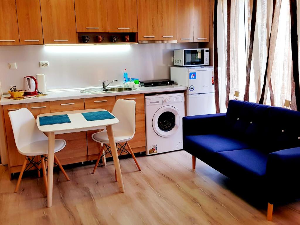 Best Guest Apartments - Studio Apartment