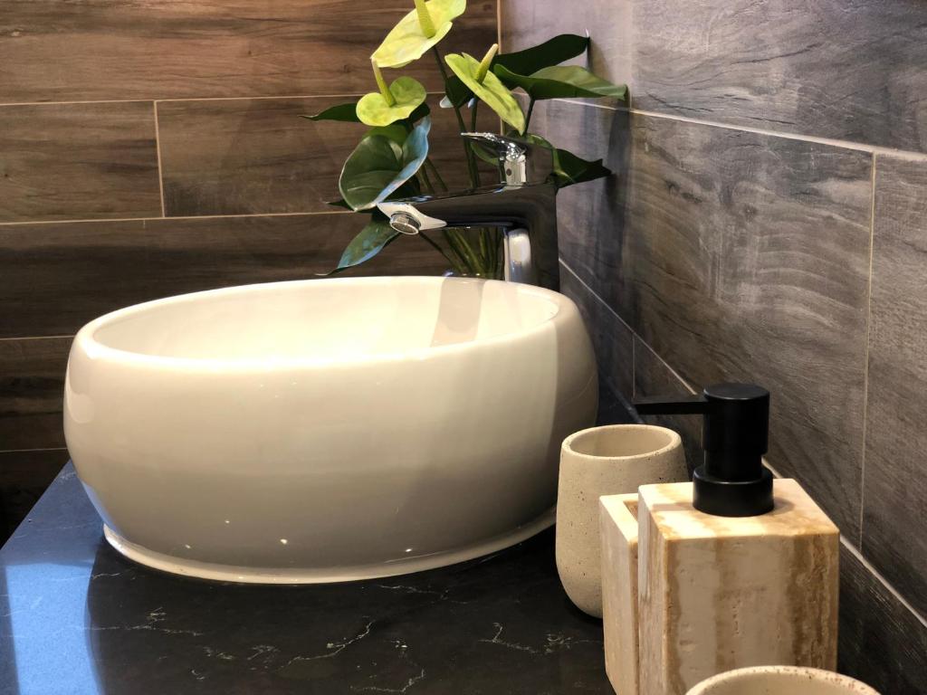 Luxury K-Lodge with Golf course view-Rotorua - Resim 28