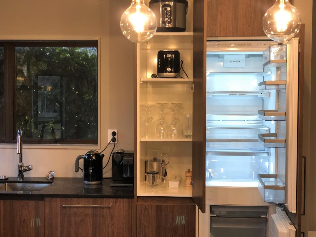 Luxury K-Lodge with Golf course view-Rotorua - Resim 33