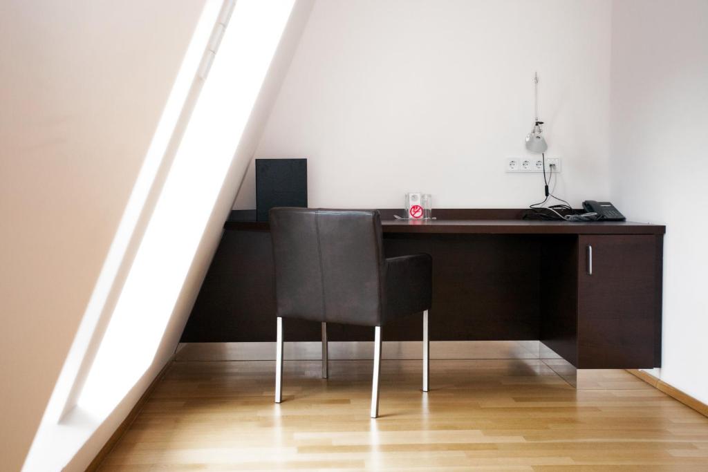 Hotel Schwarzer Bär - 14