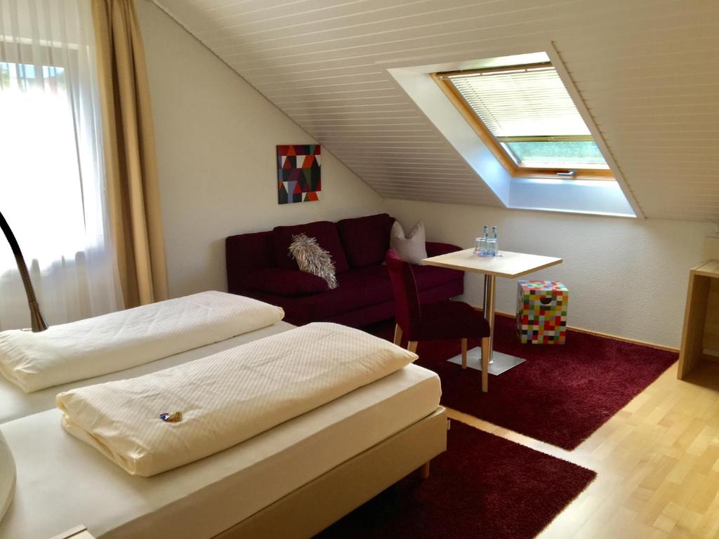 Haus Mechthild Sindelfingen-Maichingen Self Check-In - Family Room With Bath