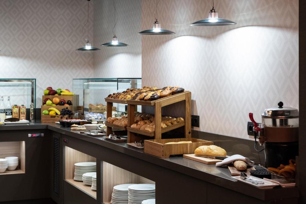 Catalonia Gran Vía Madrid - Resim 19