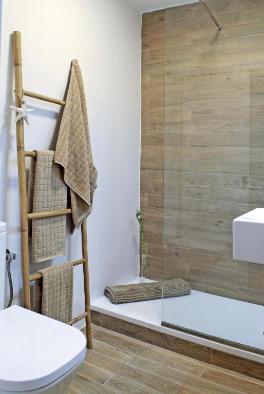 Kúpeľňa v ubytovaní Vivalidays Casa Pinell - Palafolls - Costa Barcelona