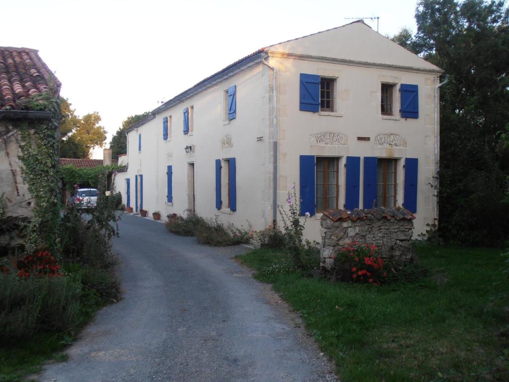 Gallery image of la Platière in Yves