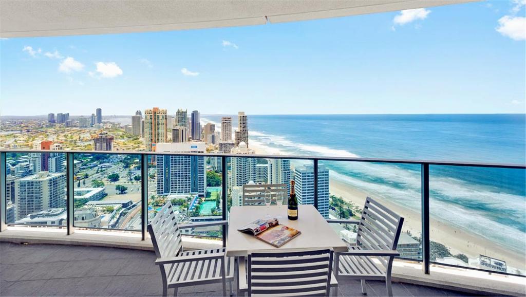 H Luxury Residence Apartments - Holiday Paradise - Luxury Two-Bedroom Apartment With Ocean Views