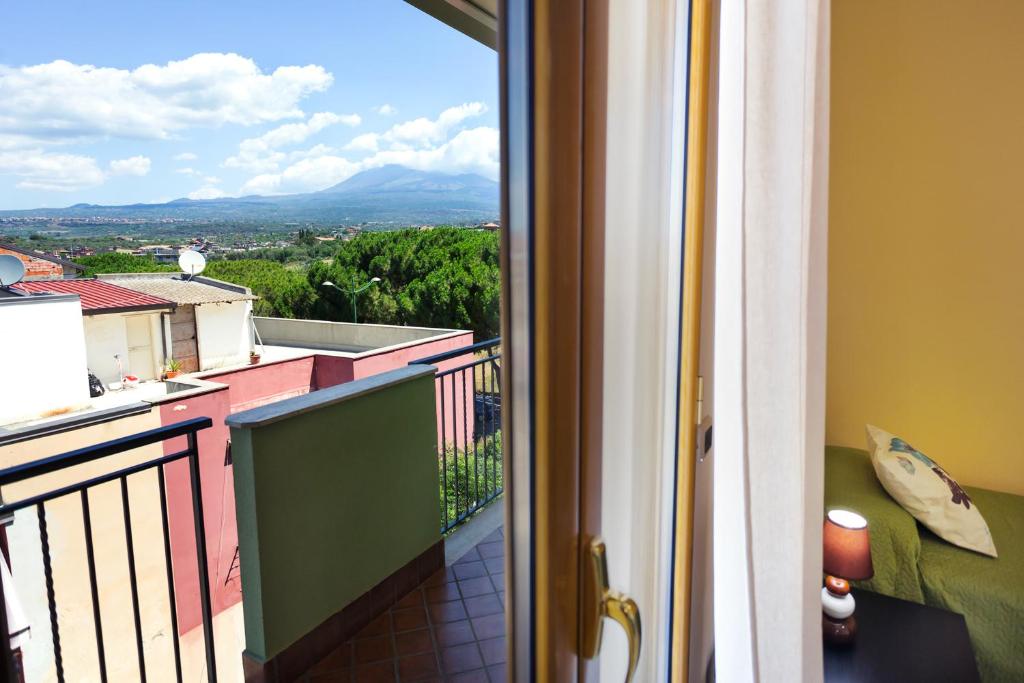 Rocca degli Etnei - Chambre Quadruple Avec Vue Sur Montagne