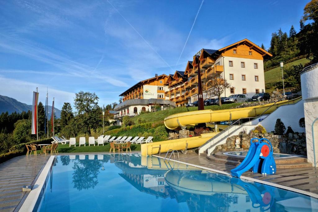Bazén v ubytování Hotel Glocknerhof nebo v jeho okolí