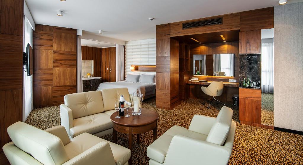 Airport Hotel Okecie - Resim 34