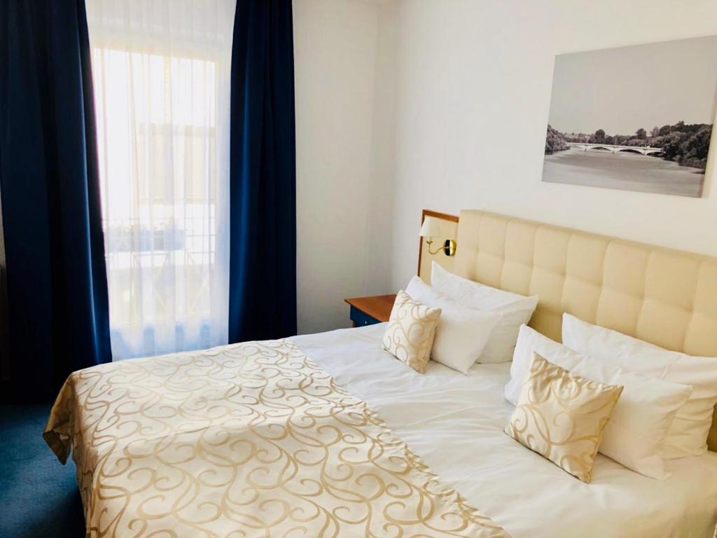 Hotel am Bayrischen Platz - Resim 23