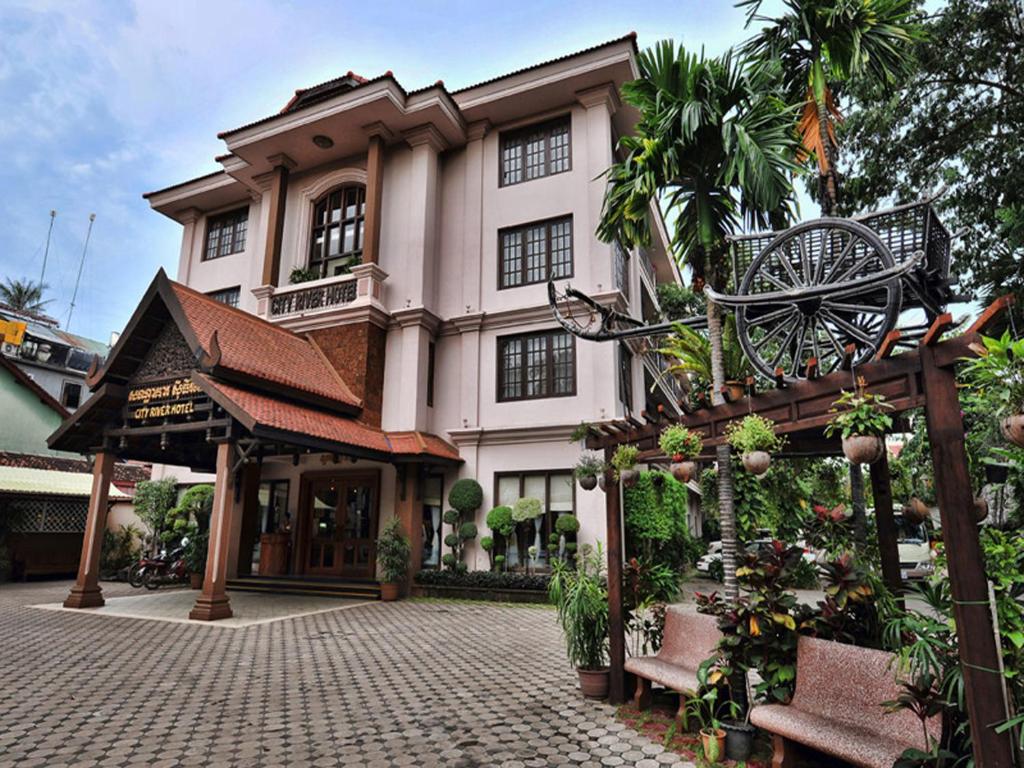 Budova, kde se hotel nachází
