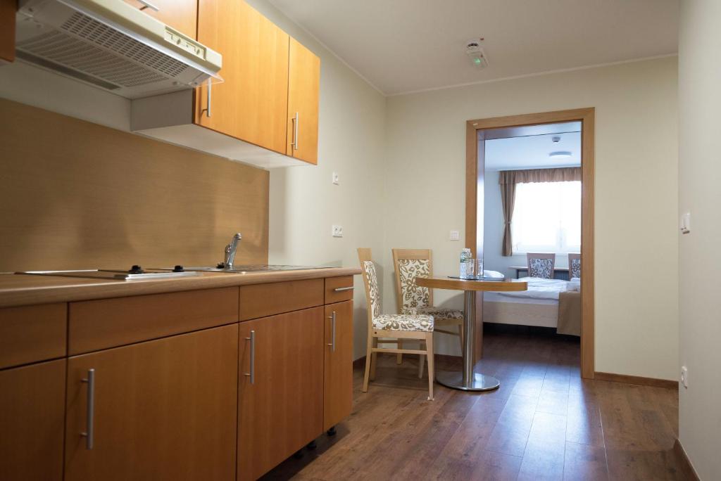 S Hotel - Resim 4