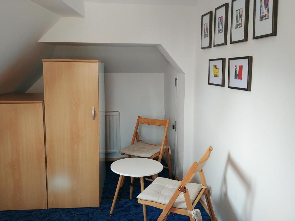 Fotografie z fotogalerie ubytování Hotel garni Paleta v destinaci Škofja Loka