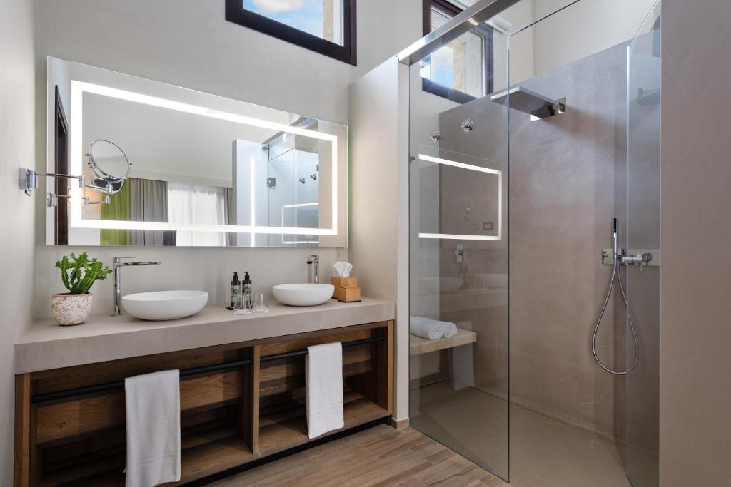 A bathroom at Momentum Wellness Bioresort