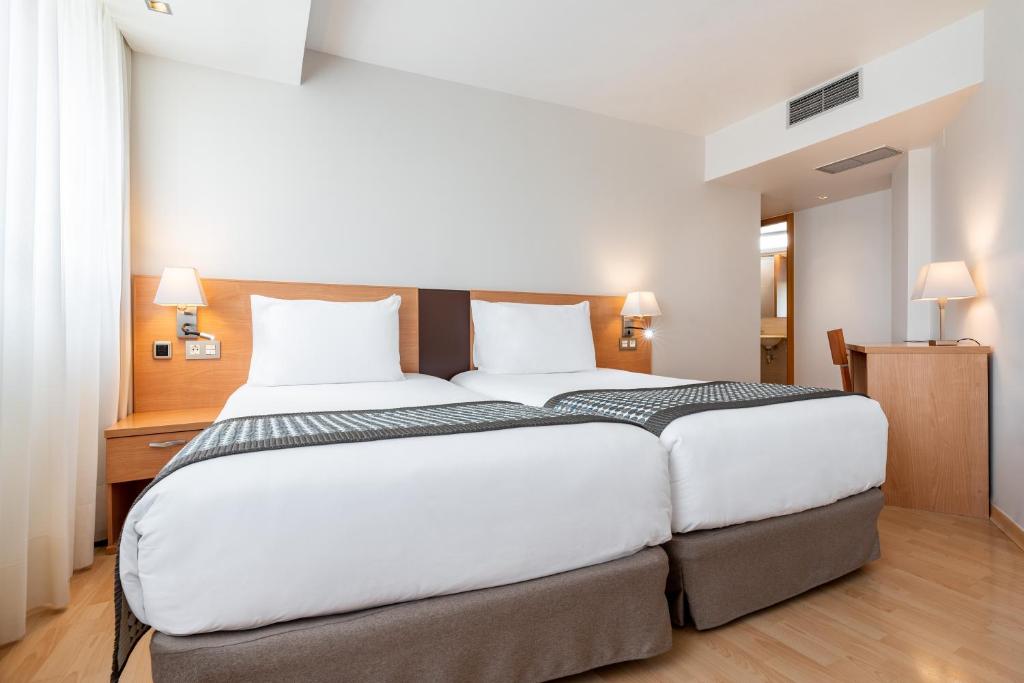 Exe Puerta San Pedro, Lugo – Updated 2023 Prices