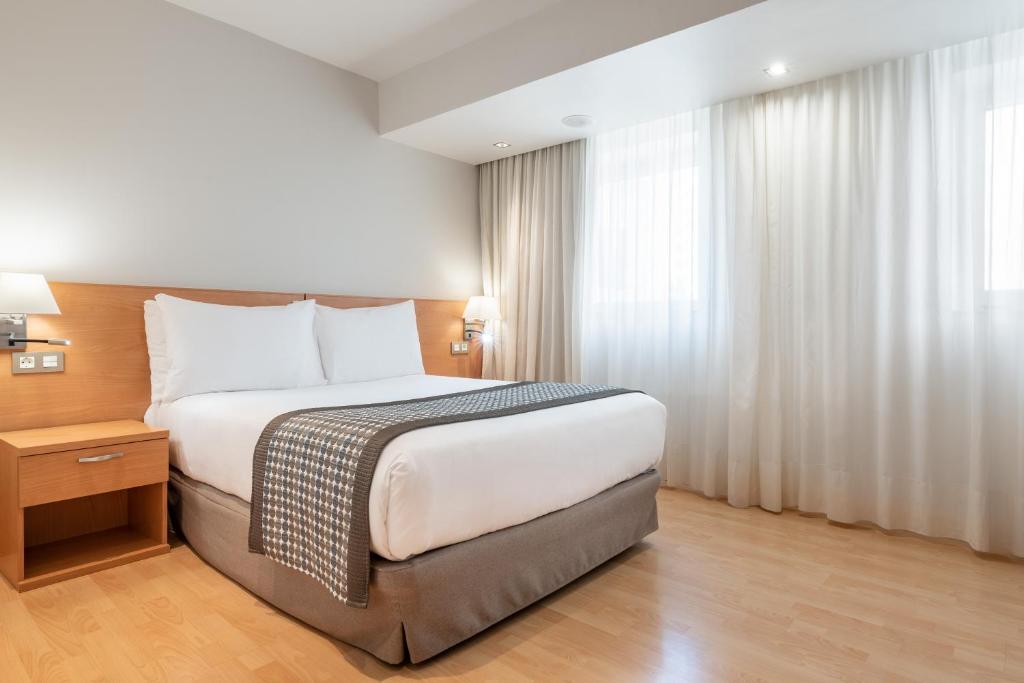Exe Puerta San Pedro, Lugo – Updated 2023 Prices