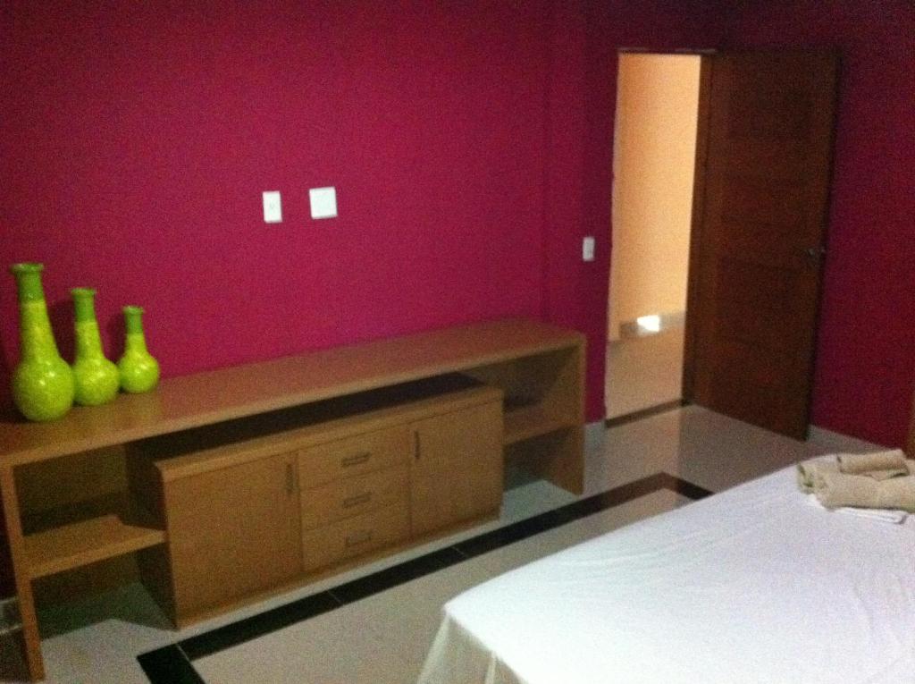  Don Limpone Hotel