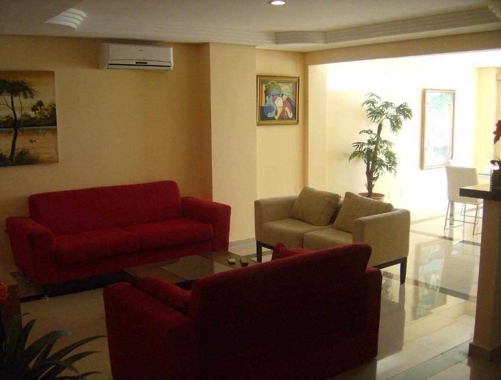  Don Limpone Hotel