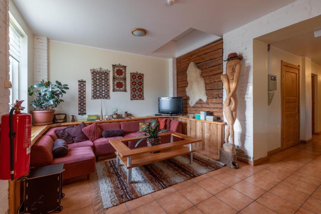 Posezení v ubytování Oitme Hostel