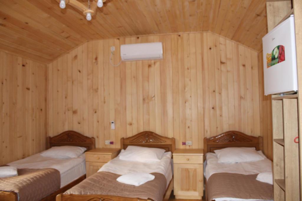 Postel nebo postele na pokoji v ubytování Villa Edemi